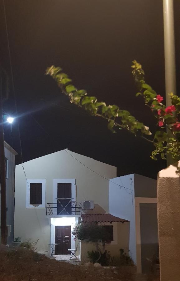 Δωμάτια σε οικογενειακή κατοικία Yiayia's
