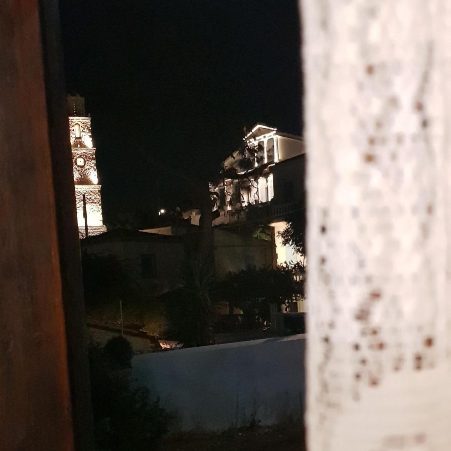 Δωμάτια σε οικογενειακή κατοικία Yiayia's Χάλκη